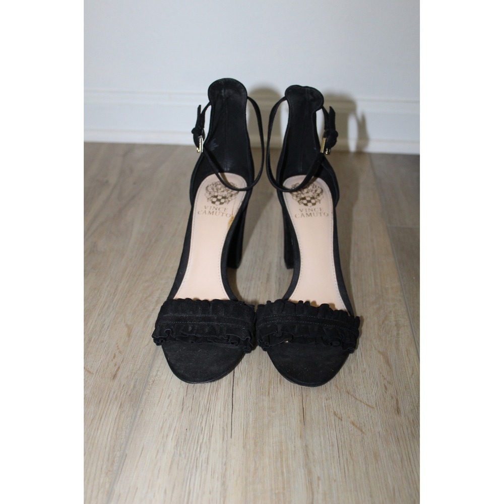 Vince Camuto Black Suede Ruffle Ankle Strap Block Heel Sandals Womens 8M 38.5